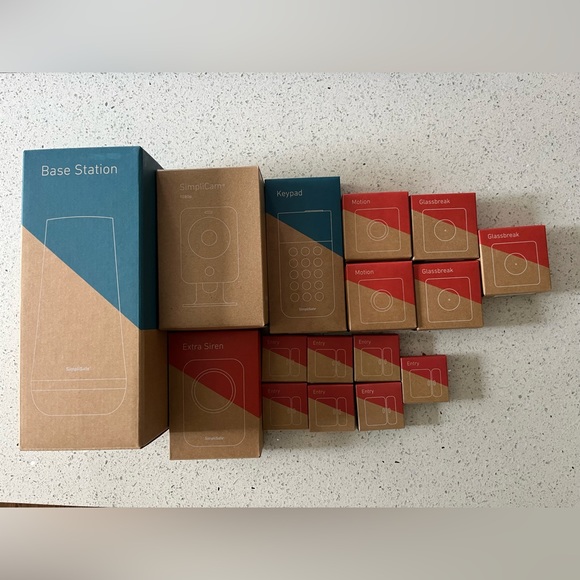SimpliSafe 16 Piece Complete Home Security System - Picture 2 of 2